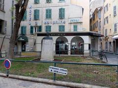 184 TOULON LA VILLE (53)